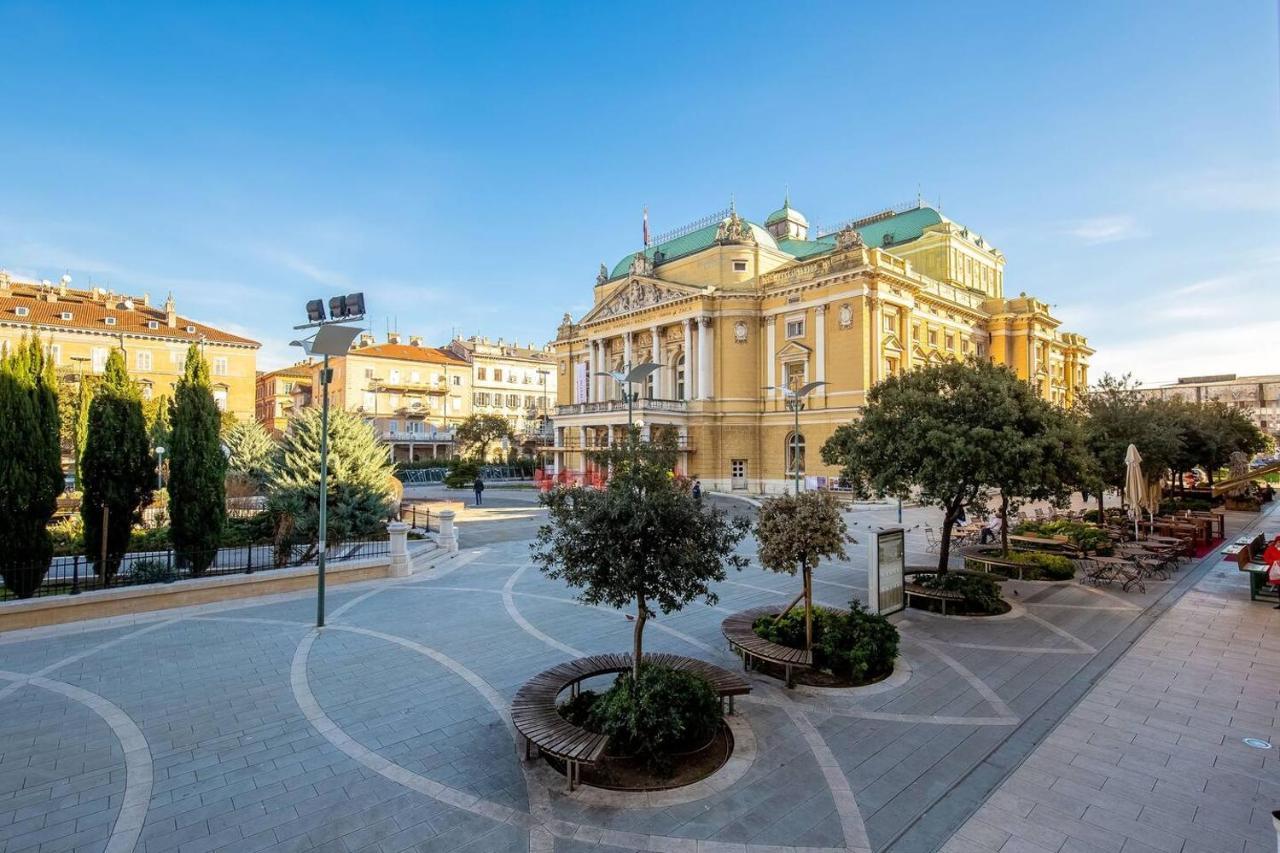 Naval Apartment Rijeka Exterior foto